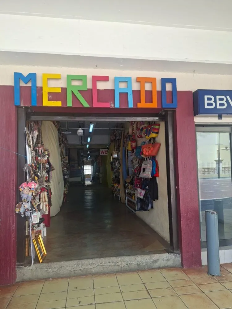 Fachada del Mercado Amor y Fe en Juquila Oaxaca